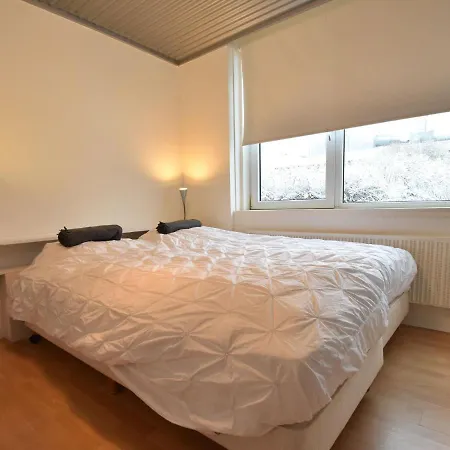 Spacious In With Terrace