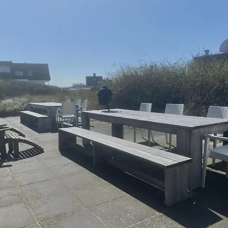 Spacious In With Terrace Διαμέρισμα